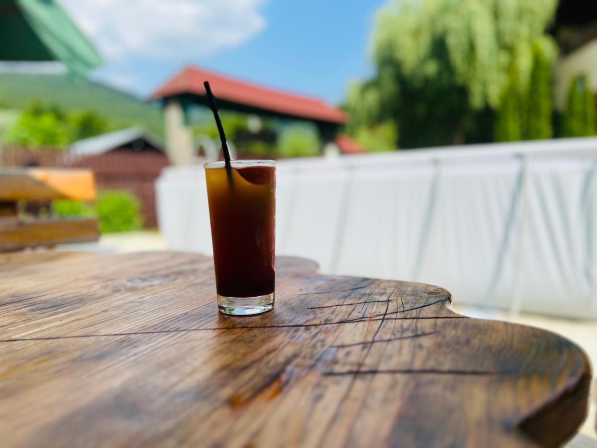 Hotel Pensiunea La Padure Cheia, Prahova Măneciu Exterior foto
