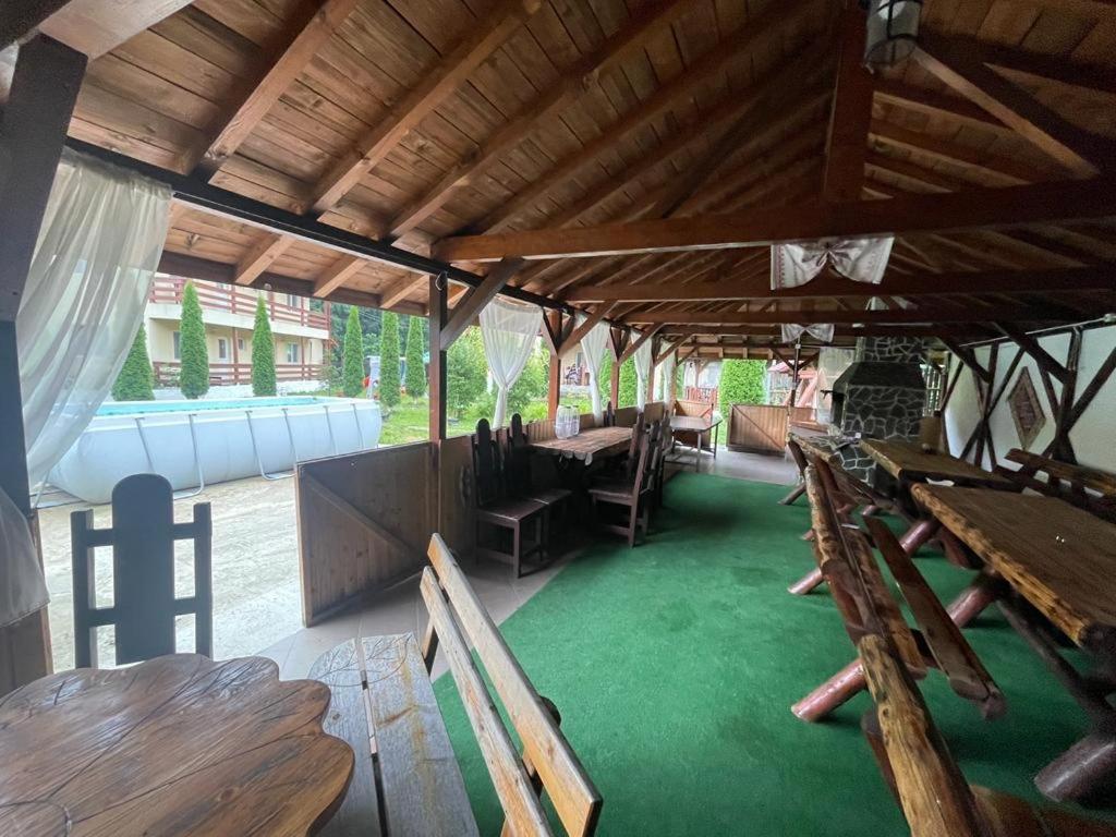 Hotel Pensiunea La Padure Cheia, Prahova Măneciu Exterior foto